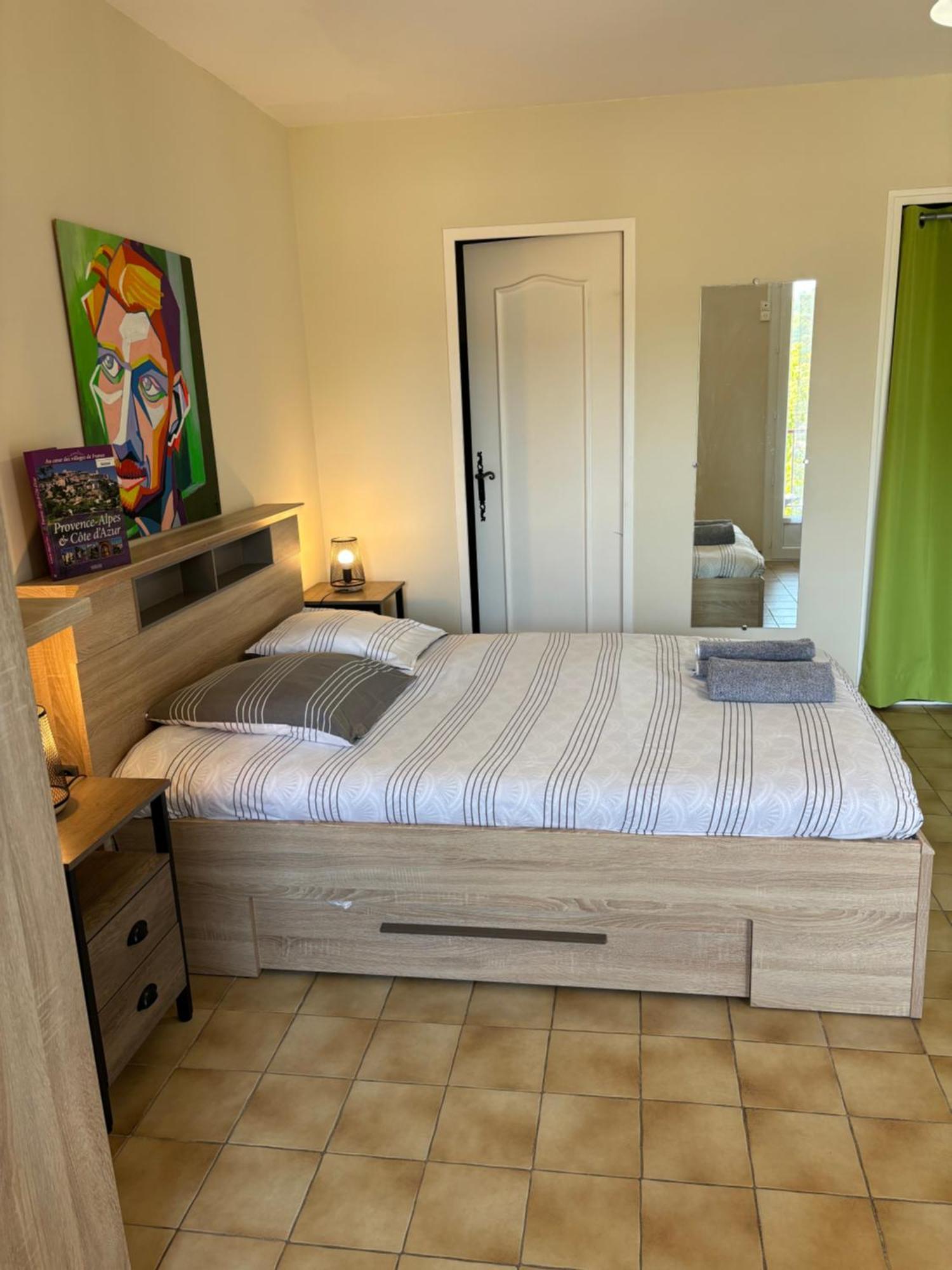 Appartement - Les Jardins De Cybele - Gréoux-les-Bains Exteriör bild
